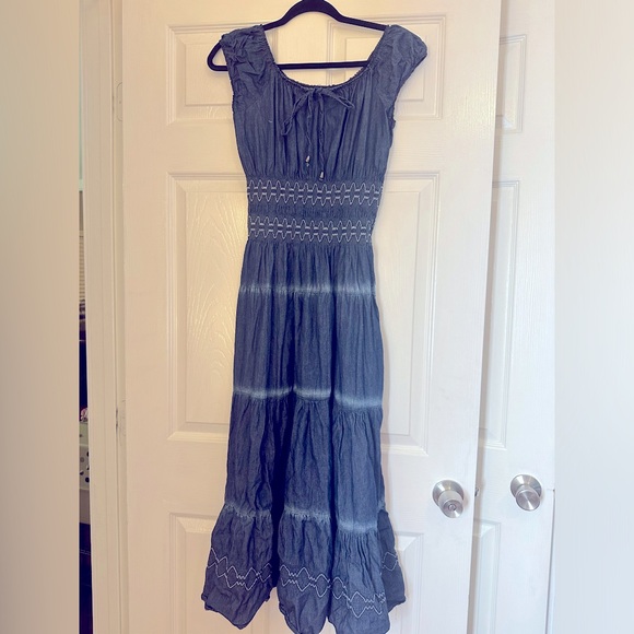 Indigo and Lace brand denim maxi dress size small - Picture 1 of 3